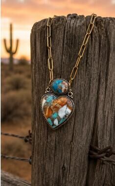 Mohave Turquoise Spiny Oyster in Copper w Paper Clip Chain